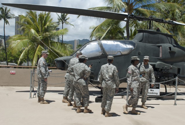 8th STB senior NCOs practice senior level skills at Fort DeRussy