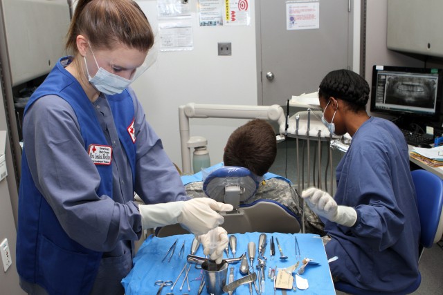 Volunteers help community smile