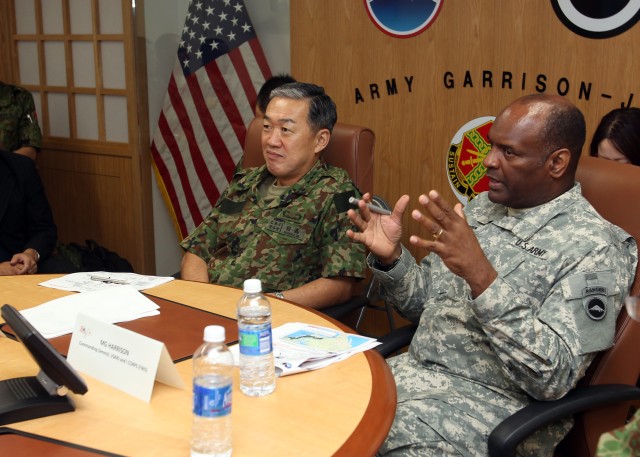 Japan's Central Readiness Force Commander visits U.S. Army Japan