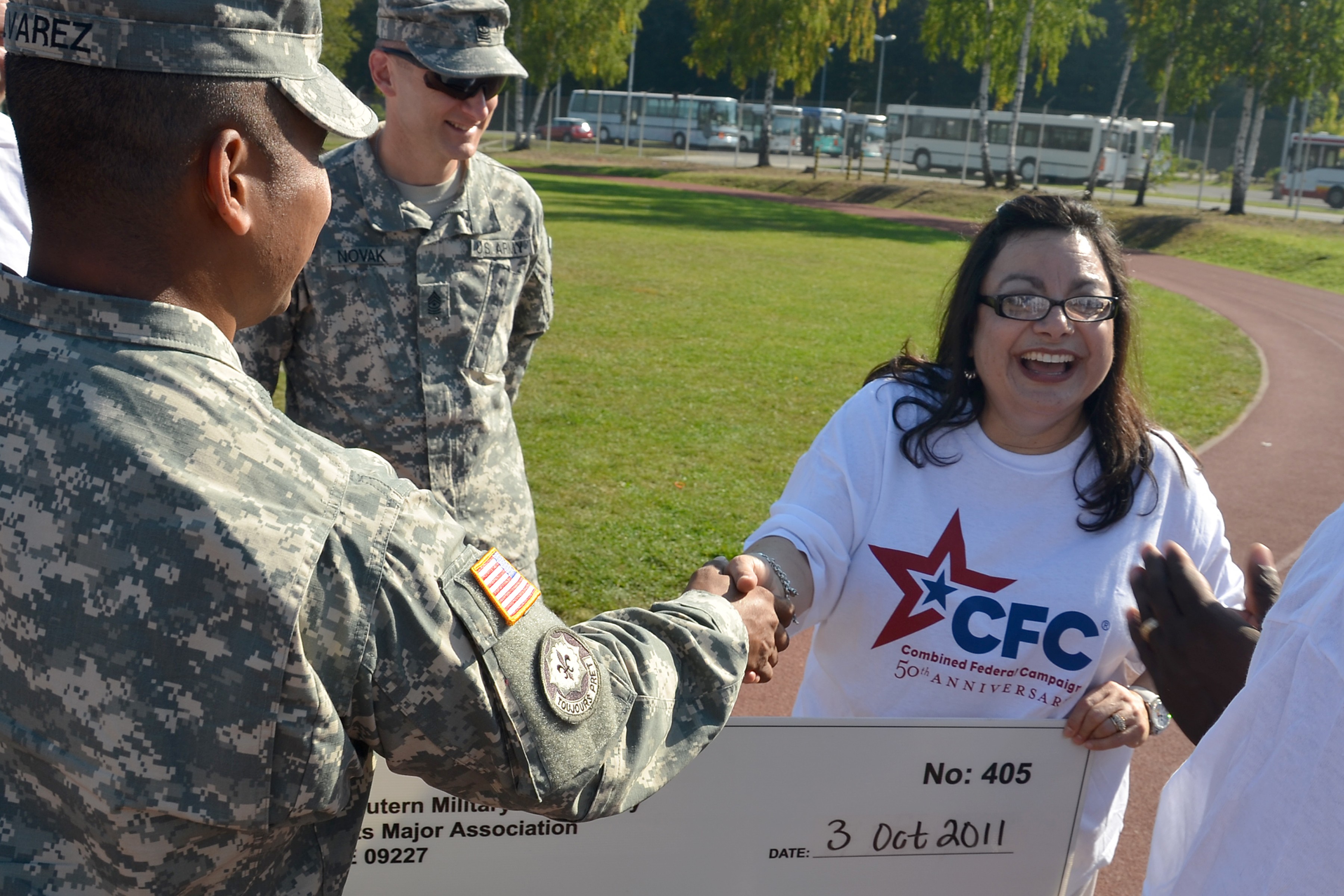 Army garrison CFC coordinator recognized as campaign hero | Article ...