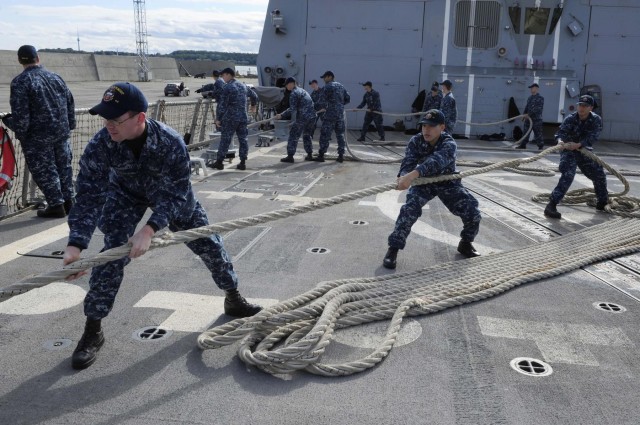 Farragut sailors visit Tallinn, Estonia