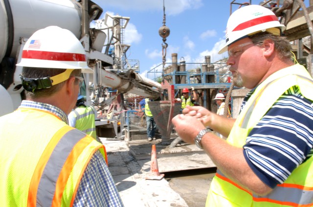 Nashville mayor visits Wolf Creek Dam