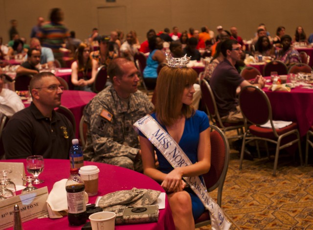 Miss North Carolina visits with military children at Yellow Ribbon