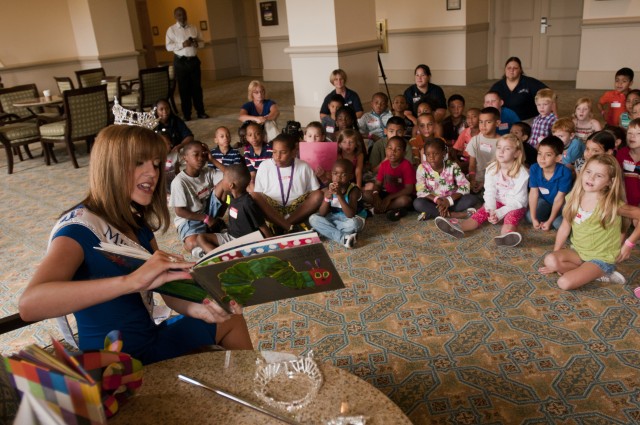 Miss North Carolina visits with military children at Yellow Ribbon