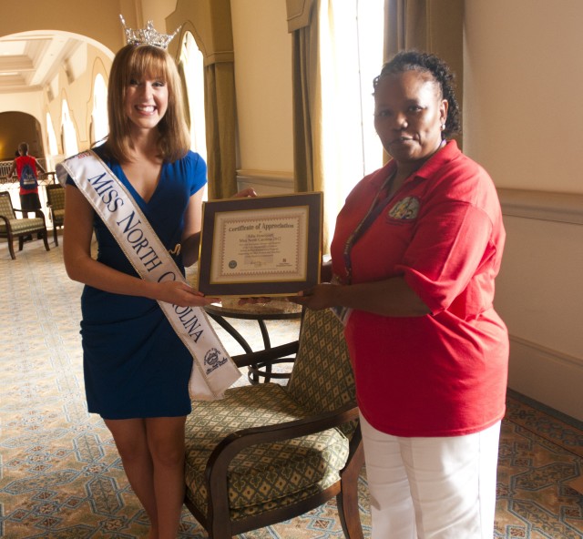 Miss North Carolina visits with military children at Yellow Ribbon