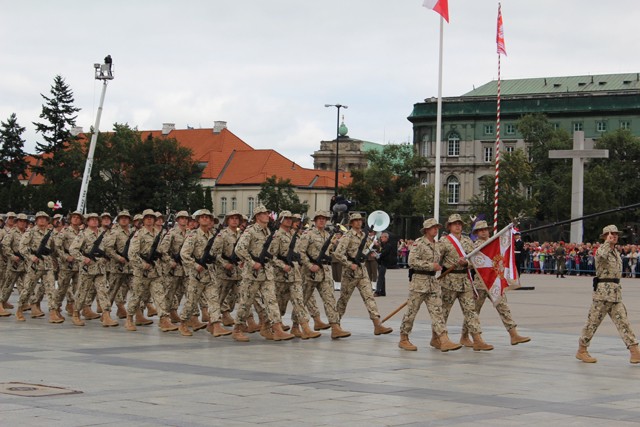 U.S. Army Europe Commander attends Polish Armed Forces Day