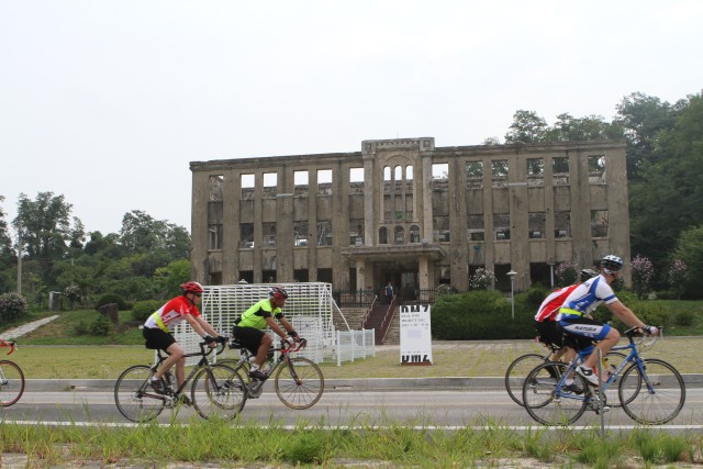 DMZ bikers see grim remnants of war