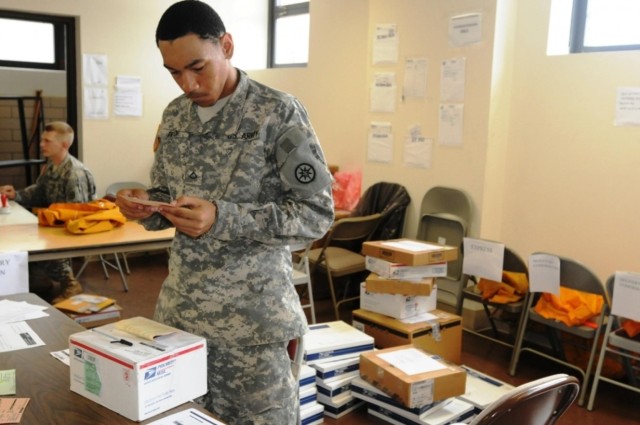 Push it forward: Human Resources soldiers train to process mail