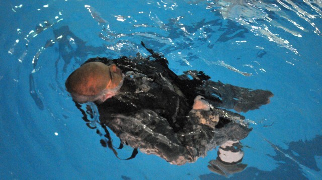 Alaska Soldiers conduct Combat Water Survival Training