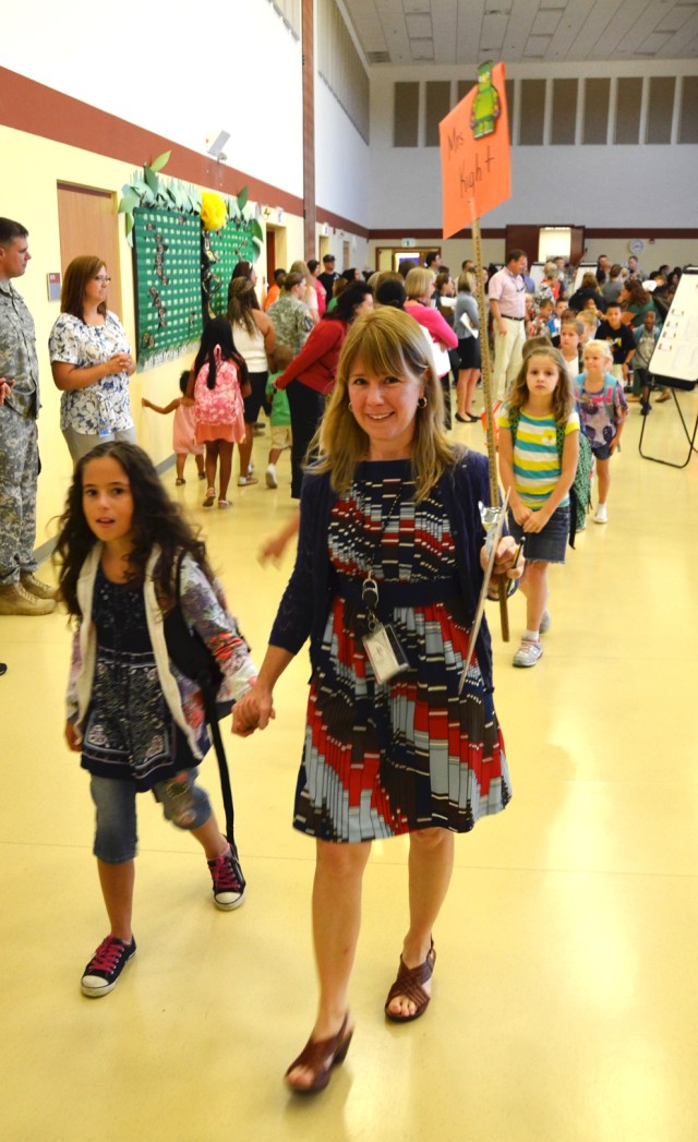 Vicenza, Italy, schools open Aug. 27