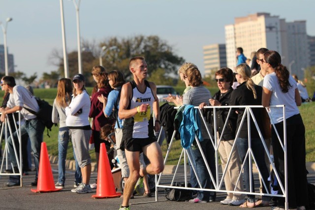 Fort Huachuca Soldier, 2011 Army athlete of year selected to race again