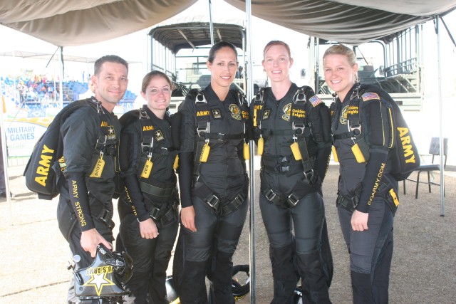 The Golden Knights Female 4-Way Team