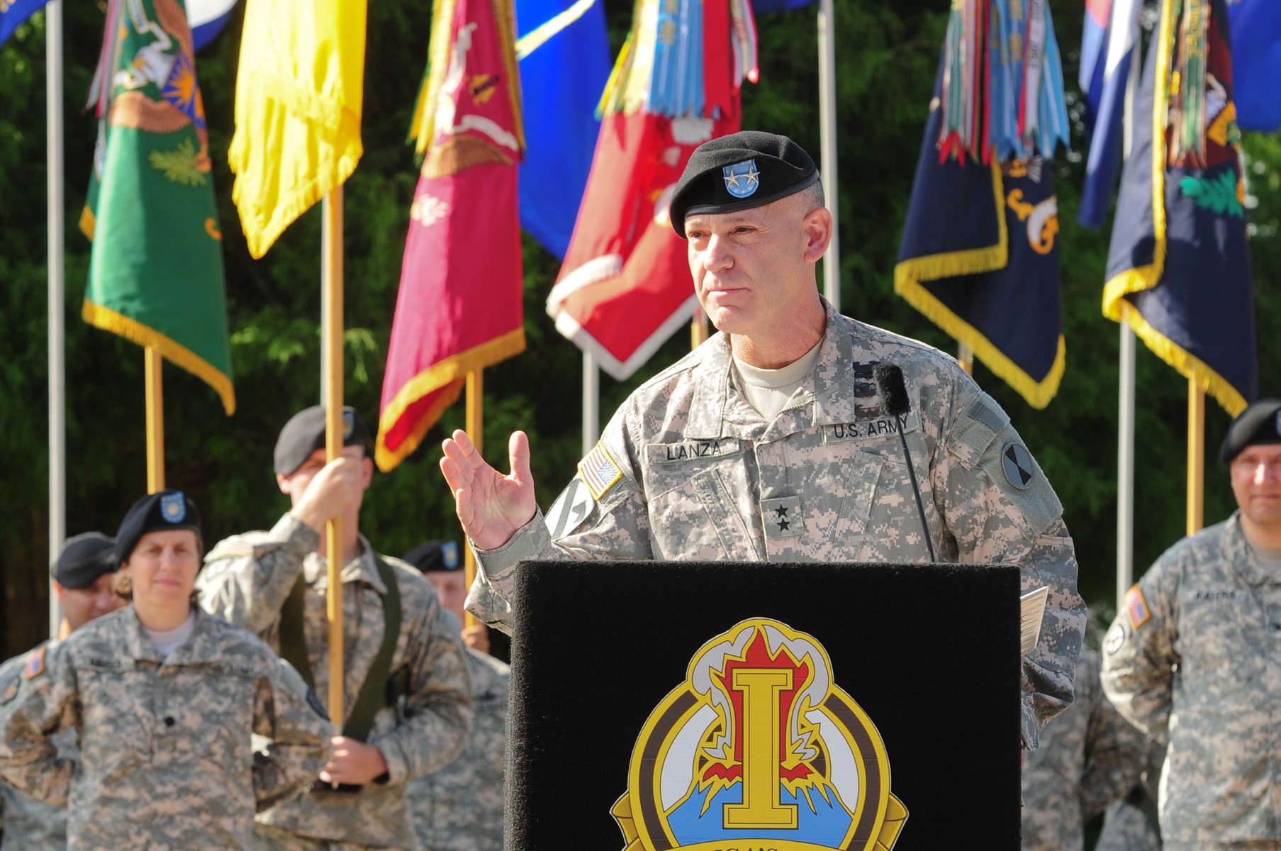 jblm-welcomes-7th-inf-div-commander-article-the-united-states-army