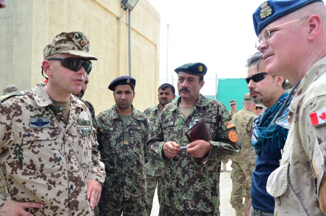 Brig. Gen. Madower and Brig. Gen. Katz visit the DFIP
