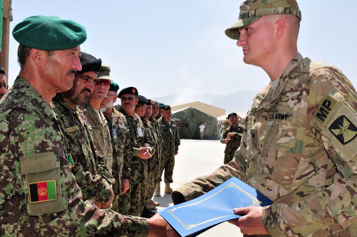 ANA MP Division Recognizes U S Soldiers For Training Assistance 