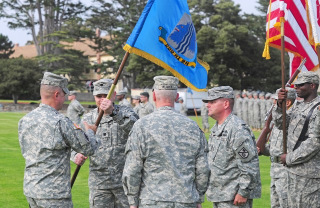 Presidio's 229th MI Bn. changes command