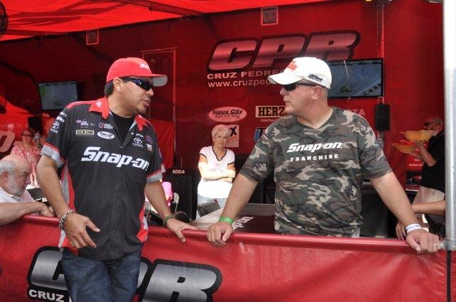 Soldiers, NHRA race team swap roles