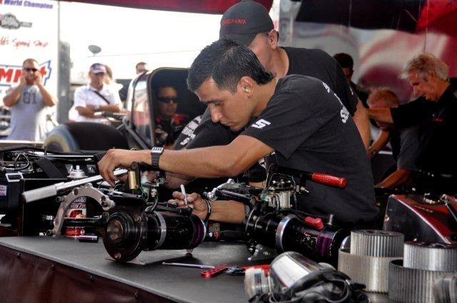 Soldiers, NHRA race team swap roles