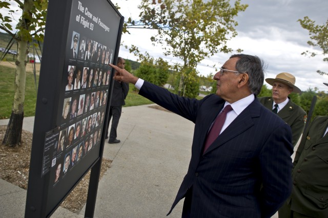 Panetta honors victims of Flight 93 in Pennsylvania