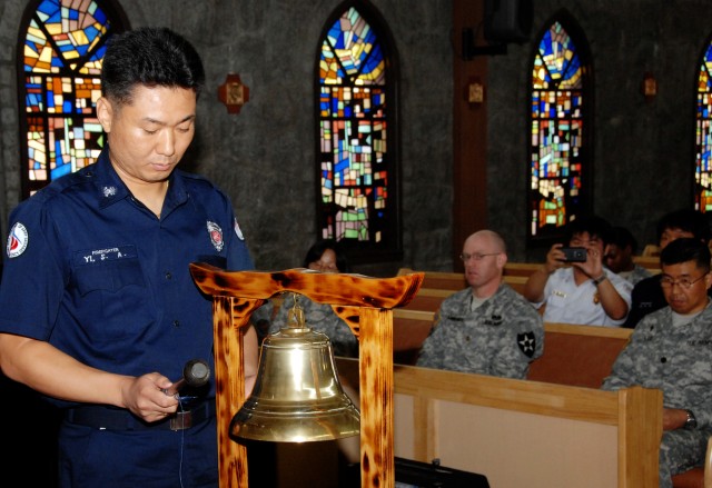 Service recalls 9/11 trauma, resolve, resilience that followed