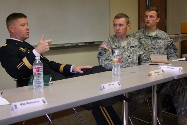 Cadets talk leadership with CAC commander