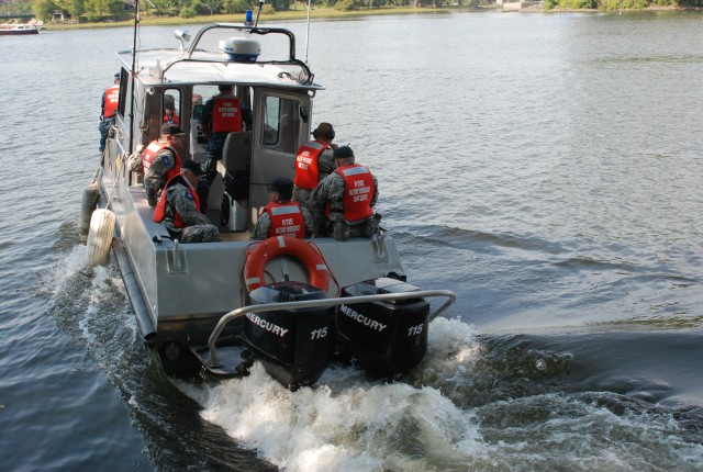 New York National Guard, New York Guard, Naval Militia Trains for waterborne emergency operations