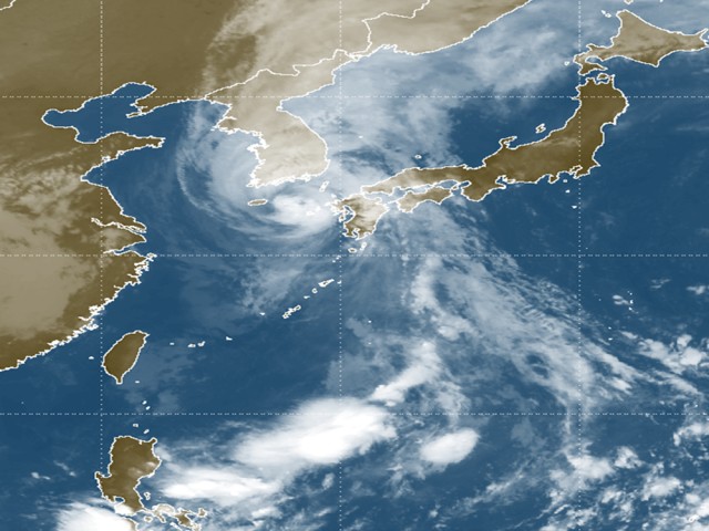 U.S. troops overcome third typhoon in South Korea