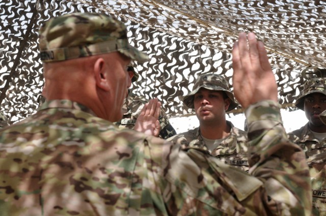 Army Chief of Staff visits Afghanistan's Regional Command (South)