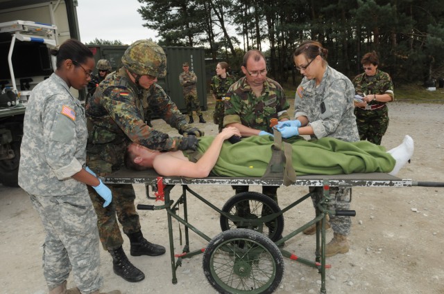 US, German, British medical troops learn from one another during exercise