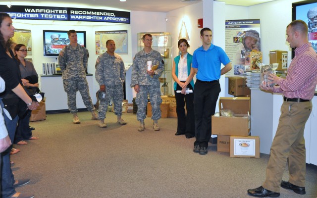 Soldiers and ORISE interns explore Natick