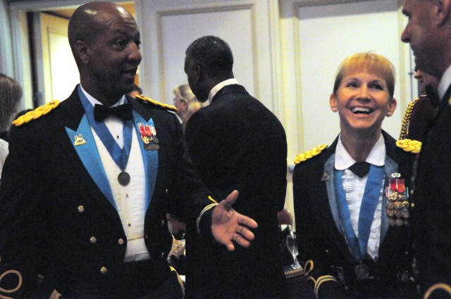 INSCOM celebrates Army Intelligence Corps at 37th Annual Army Intel Ball