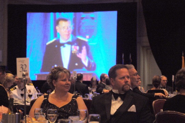 INSCOM celebrates Army Intelligence Corps at 37th Annual Army Intel Ball