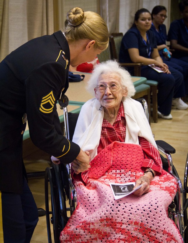 Veterans relive their war days, SAMC listens to the tale