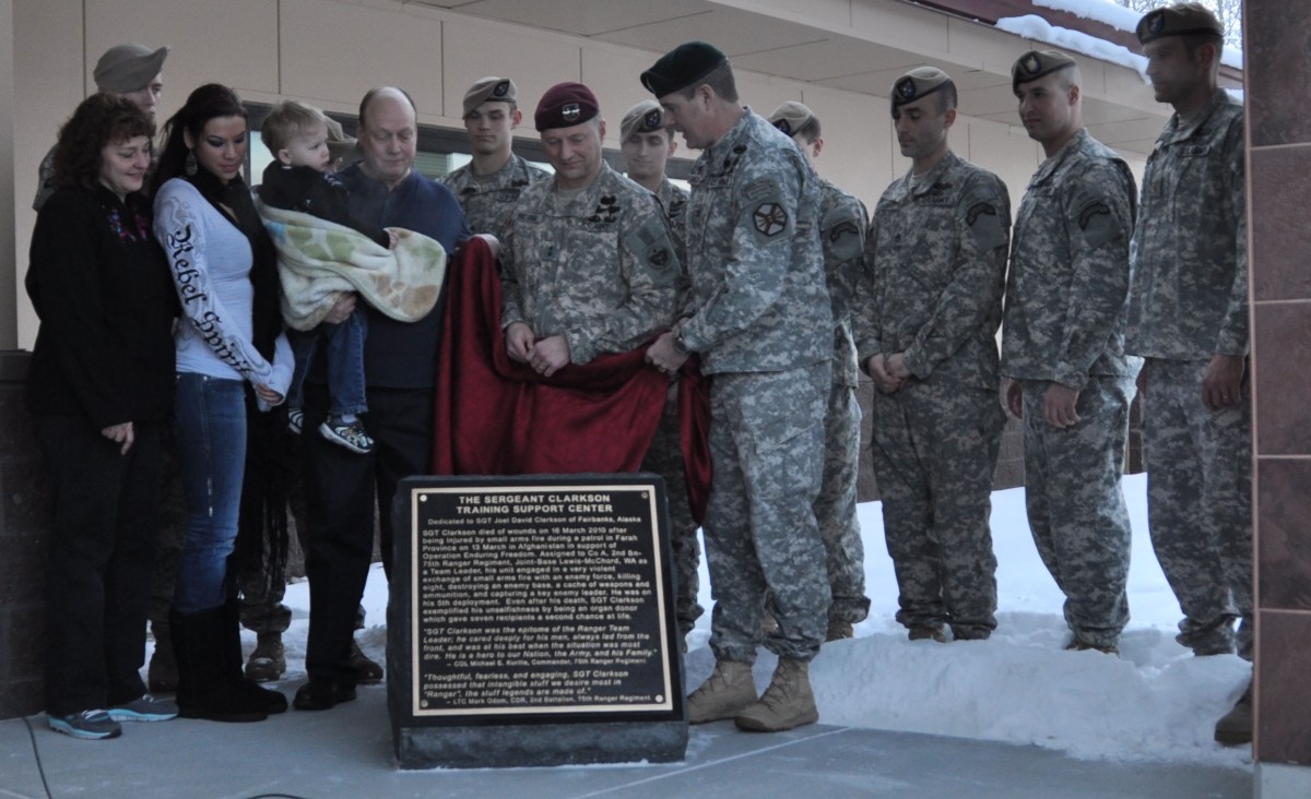 Gold Star Mothers Recognized For Sacrifice, Strength | Article | The ...