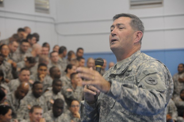 Army Pacific Command Chaplain talks to Soldiers about suicide prevention