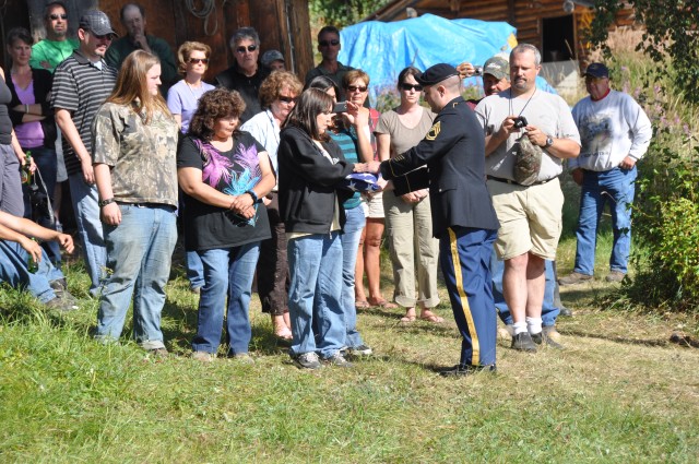 Kirsteatter family flag presentation