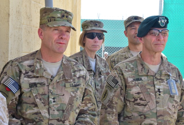 Maj. Gen. Dahl tours the DFIP