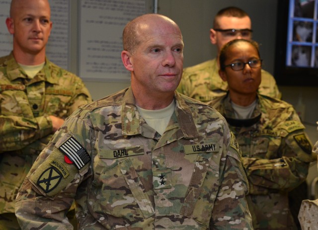 Maj. Gen. Dahl tours the DFIP