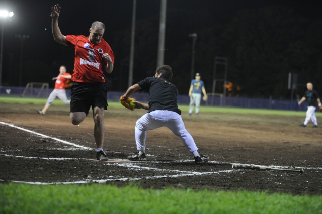 Special Troops Battalion Warriors take home trophy in intramural softball championship