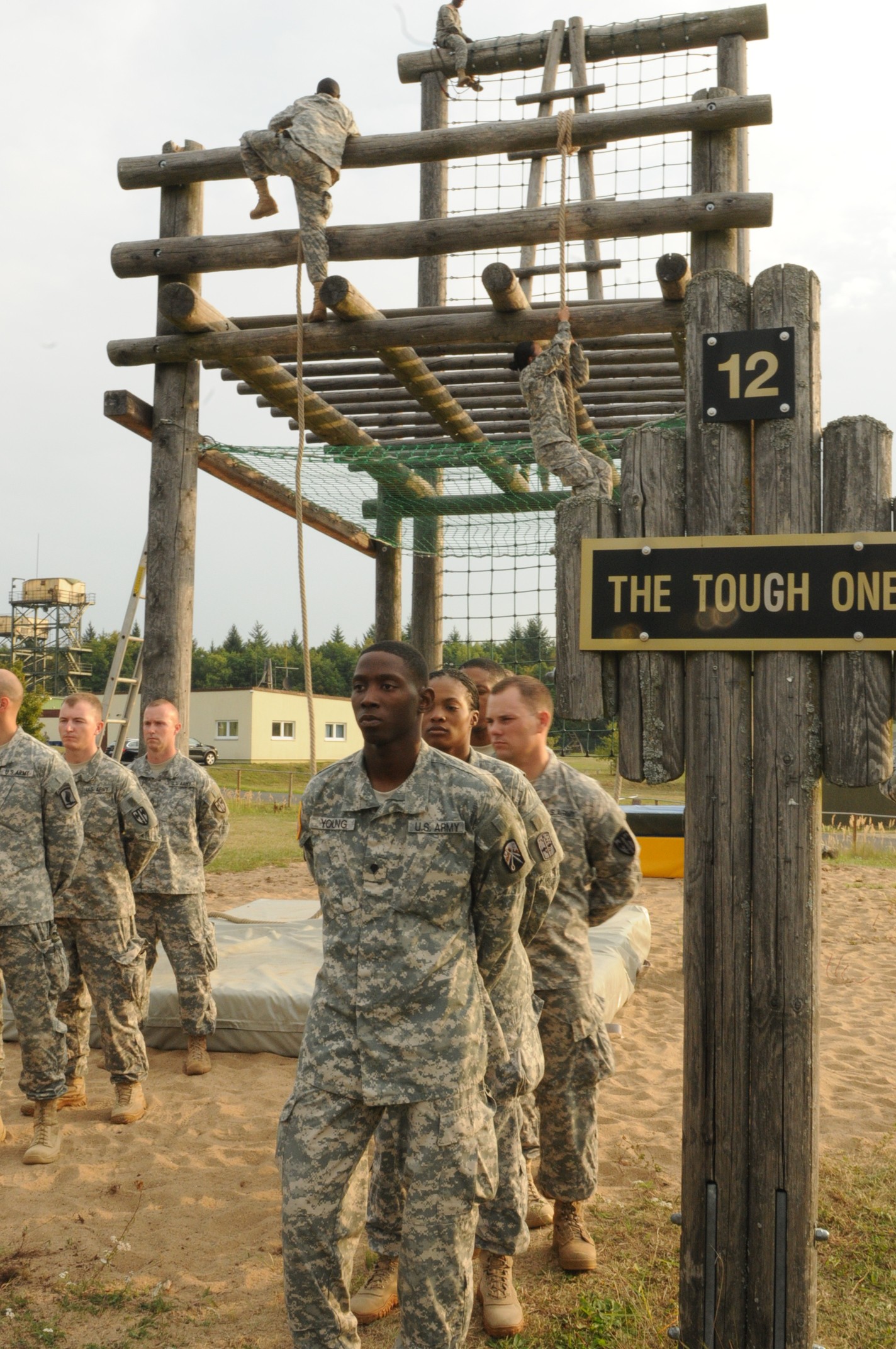 21st-tsc-hosts-air-assault-course-article-the-united-states-army