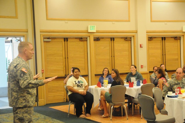 USARPAC Deputy Commanding General is keynote speaker during CFC kickoff