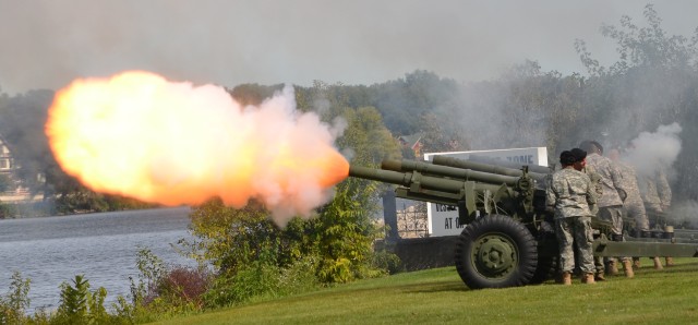 11-volley cannon salute 