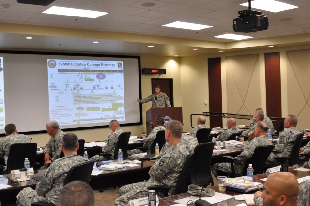 Maj. Gen. O'Connor briefs Global logistics concept during FORSCOM commanders forum