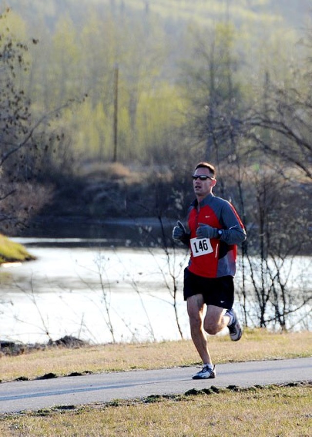 Alaska Soldier sets local ultra marathon record