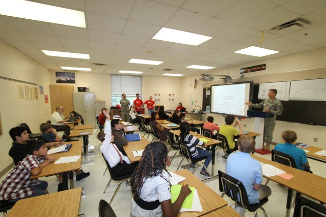 Choosing a STEM career: Army Corps of Engineers offers one-stop job opportunities