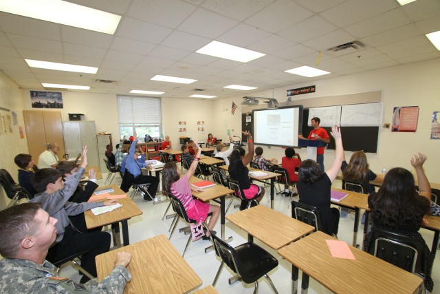 Choosing a STEM career: Army Corps of Engineers offers one-stop job opportunities