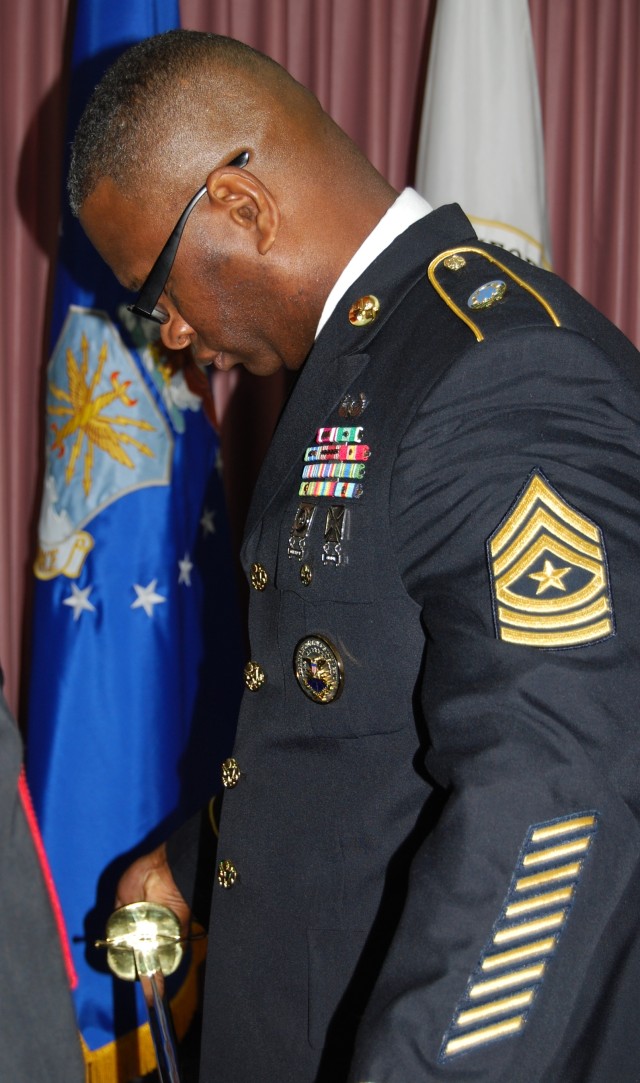 Emotional retirement, change of responsibility for Joint Command's Army Senior Enlisted Leader