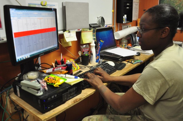 622nd MCT help resupply troops in the field