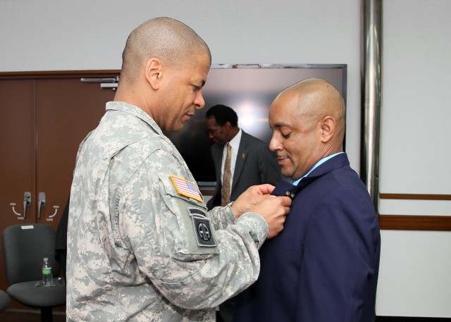 Logistics and Readiness Center Honshu Pinning Ceremony