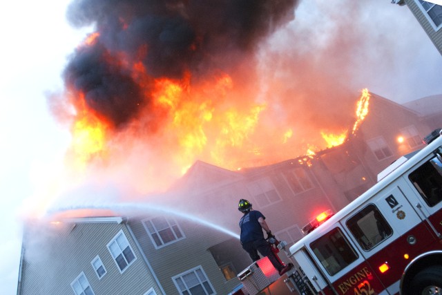 Fort Meade firefighters help extinguish apartment fire off post